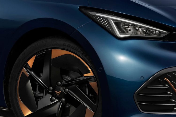 3440462 240kW e-Boost VZ First Edition 79kWh 5dr Auto